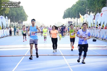 BINH DUONG NEW CITY HALF MARATHON 2024 - Ảnh #1758660