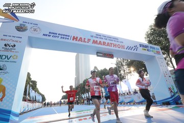 BINH DUONG NEW CITY HALF MARATHON 2024 - Ảnh #1821108