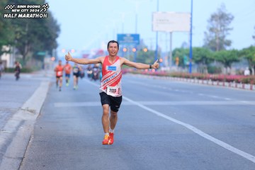 BINH DUONG NEW CITY HALF MARATHON 2024 - Ảnh #1765883