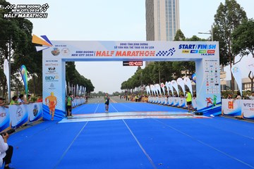 BINH DUONG NEW CITY HALF MARATHON 2024 - Ảnh #1736065