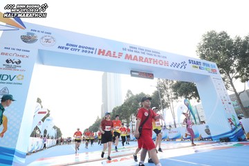 BINH DUONG NEW CITY HALF MARATHON 2024 - Ảnh #1822306
