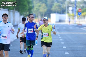 BINH DUONG NEW CITY HALF MARATHON 2024 - Ảnh #1770885