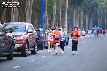 BINH DUONG NEW CITY HALF MARATHON 2024 - Ảnh #1755462