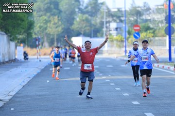BINH DUONG NEW CITY HALF MARATHON 2024 - Ảnh #1769492