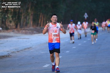 BINH DUONG NEW CITY HALF MARATHON 2024 - Ảnh #1750767