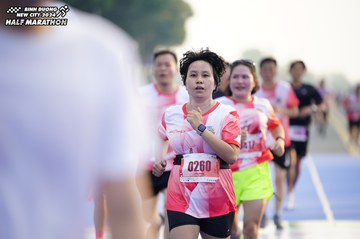 BINH DUONG NEW CITY HALF MARATHON 2024 - Ảnh #1760190