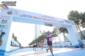 BINH DUONG NEW CITY HALF MARATHON 2024 - Ảnh #1821948