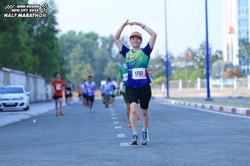 BINH DUONG NEW CITY HALF MARATHON 2024 - Ảnh #1766834