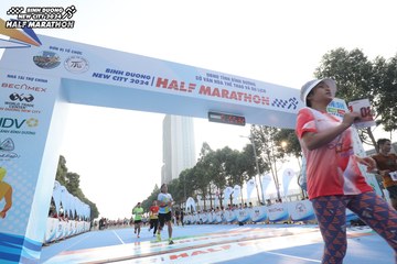 BINH DUONG NEW CITY HALF MARATHON 2024 - Ảnh #1821527