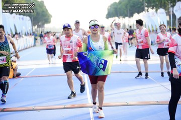 BINH DUONG NEW CITY HALF MARATHON 2024 - Ảnh #1764281
