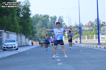 BINH DUONG NEW CITY HALF MARATHON 2024 - Ảnh #1763733