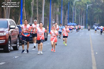 BINH DUONG NEW CITY HALF MARATHON 2024 - Ảnh #1756353