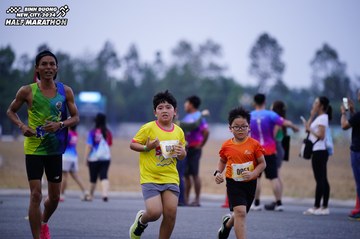 BINH DUONG NEW CITY HALF MARATHON 2024 - Ảnh #1725185