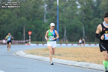 BINH DUONG NEW CITY HALF MARATHON 2024 - Ảnh #1735418