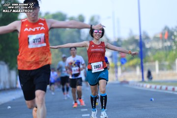 BINH DUONG NEW CITY HALF MARATHON 2024 - Ảnh #1763634
