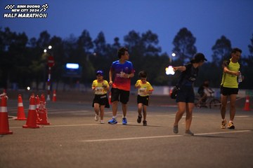 BINH DUONG NEW CITY HALF MARATHON 2024 - Ảnh #1728515