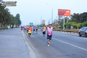 BINH DUONG NEW CITY HALF MARATHON 2024 - Ảnh #1771878