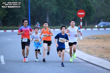 BINH DUONG NEW CITY HALF MARATHON 2024 - Ảnh #1726024