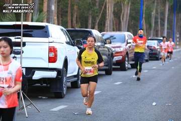 BINH DUONG NEW CITY HALF MARATHON 2024 - Ảnh #1756248