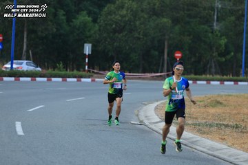 BINH DUONG NEW CITY HALF MARATHON 2024 - Ảnh #1734762