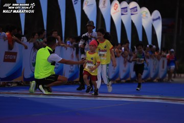 BINH DUONG NEW CITY HALF MARATHON 2024 - Ảnh #1729200