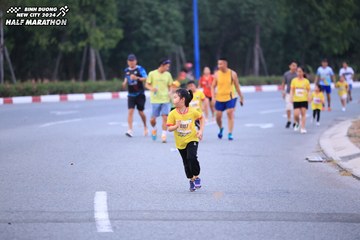 BINH DUONG NEW CITY HALF MARATHON 2024 - Ảnh #1726925