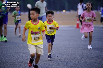 BINH DUONG NEW CITY HALF MARATHON 2024 - Ảnh #1725217