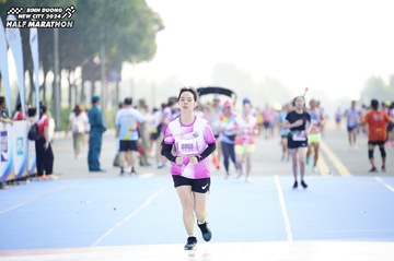 BINH DUONG NEW CITY HALF MARATHON 2024 - Ảnh #1759199