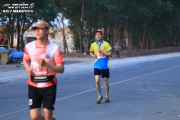 BINH DUONG NEW CITY HALF MARATHON 2024 - Ảnh #1750286