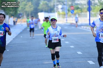 BINH DUONG NEW CITY HALF MARATHON 2024 - Ảnh #1769611