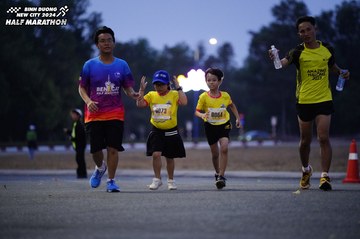 BINH DUONG NEW CITY HALF MARATHON 2024 - Ảnh #1725982