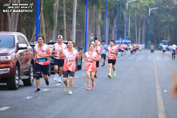 BINH DUONG NEW CITY HALF MARATHON 2024 - Ảnh #1756354