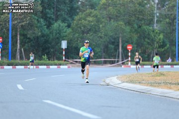 BINH DUONG NEW CITY HALF MARATHON 2024 - Ảnh #1735674