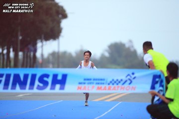 BINH DUONG NEW CITY HALF MARATHON 2024 - Ảnh #1728858