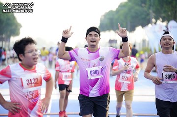 BINH DUONG NEW CITY HALF MARATHON 2024 - Ảnh #1764383