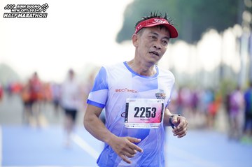 BINH DUONG NEW CITY HALF MARATHON 2024 - Ảnh #1760303