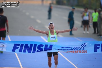 BINH DUONG NEW CITY HALF MARATHON 2024 - Ảnh #1738619