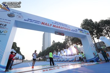 BINH DUONG NEW CITY HALF MARATHON 2024 - Ảnh #1738340