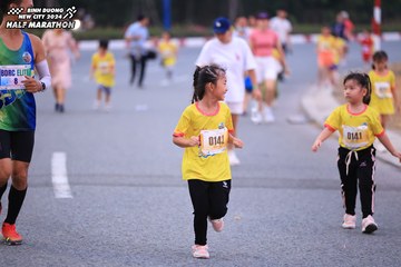 BINH DUONG NEW CITY HALF MARATHON 2024 - Ảnh #1727035