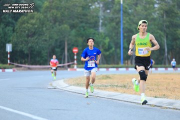 BINH DUONG NEW CITY HALF MARATHON 2024 - Ảnh #1735598