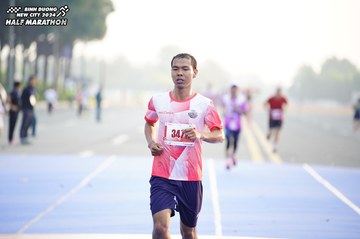 BINH DUONG NEW CITY HALF MARATHON 2024 - Ảnh #1757273