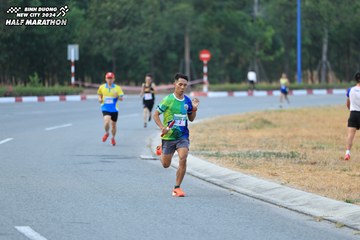 BINH DUONG NEW CITY HALF MARATHON 2024 - Ảnh #1734937