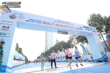 BINH DUONG NEW CITY HALF MARATHON 2024 - Ảnh #1822052