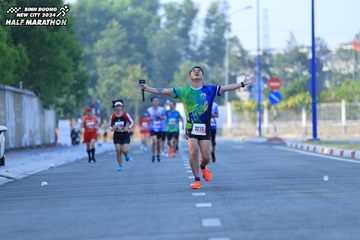 BINH DUONG NEW CITY HALF MARATHON 2024 - Ảnh #1764367