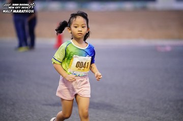 BINH DUONG NEW CITY HALF MARATHON 2024 - Ảnh #1725667