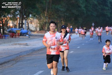 BINH DUONG NEW CITY HALF MARATHON 2024 - Ảnh #1772481