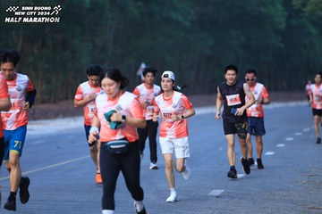 BINH DUONG NEW CITY HALF MARATHON 2024 - Ảnh #1750111