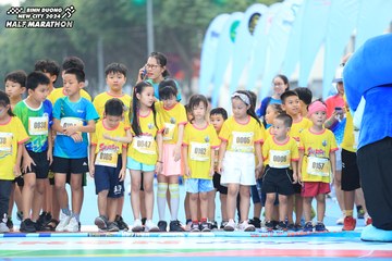 BINH DUONG NEW CITY HALF MARATHON 2024 - Ảnh #1727371