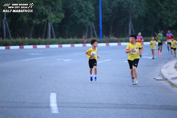 BINH DUONG NEW CITY HALF MARATHON 2024 - Ảnh #1726262