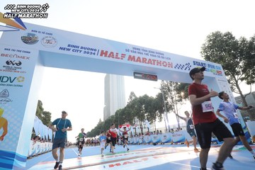 BINH DUONG NEW CITY HALF MARATHON 2024 - Ảnh #1821427